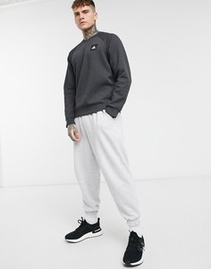 Черный свитшот с логотипом adidas