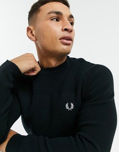 Черный джемпер в рубчик Fred Perry