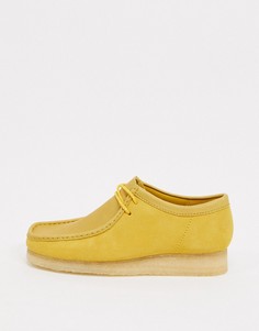 Желтые замшевые туфли Clarks Originals-Желтый