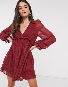 Свободное короткое платье мини с шевронным узором ASOS DESIGN-Красный