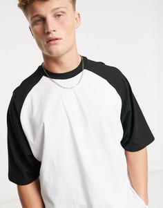 Белая oversized-футболка с черными контрастными рукавами реглан ASOS DESIGN-Белый