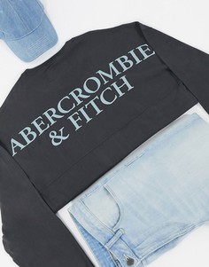 Черный лонгслив с логотипом на спине Abercrombie & Fitch