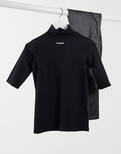 Черная футболка с воротником-поло и логотипом по центру Hummel-Черный