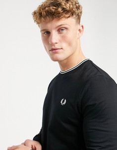 Черный лонгслив с двойной полоской на вороте Fred Perry