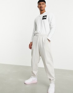 Белый лонгслив The North Face Fine