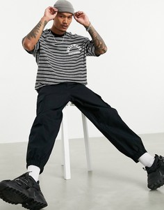 Махровая oversized-футболка в полоску с небольшим принтом на груди ASOS DESIGN-Черный