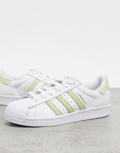Белые кроссовки с зеленой отделкой adidas Originals Superstar-Белый