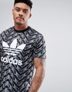 Черная футболка с принтом adidas Originals Soccer BQ1864-Черный