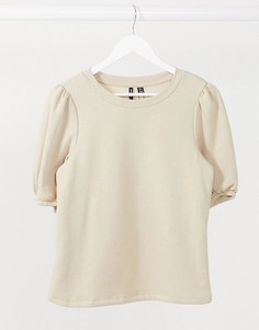 Бежевый трикотажный топ с пышными рукавами Vero Moda