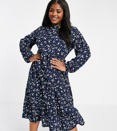 Свободное платье с оборкой по нижнему краю и мелким цветочным принтом Missguided Plus-Мульти
