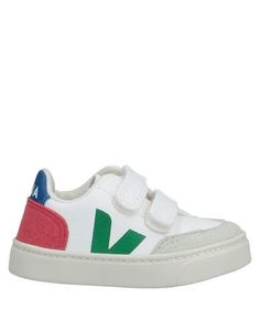 Низкие кеды и кроссовки Veja
