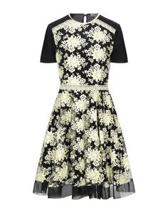 Короткое платье Burberry