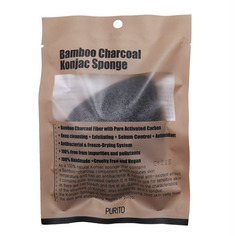 Спонж-конняку с древесным углём Purito Bamboo Charcoal Konjac Sponge