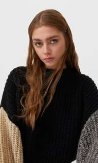 Stradivarius Укороченный Свитер С Цветовыми Блоками Женская Коллекция Черный Xs