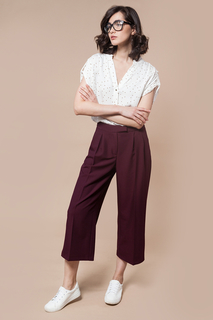 Брюки женские Vilatte D24.407 красные 48