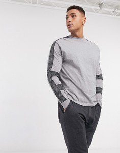 Серый меланжевый свободный лонгслив с контрастной отделкой на рукаве ASOS DESIGN