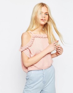 Трикотажный топ с открытыми плечами и оборкой ASOS-Розовый