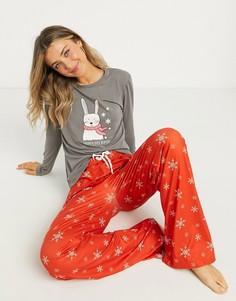 Супермягкая новогодняя пижама красного цвета с принтом "Hoppy Holidays" Loungeable-Красный