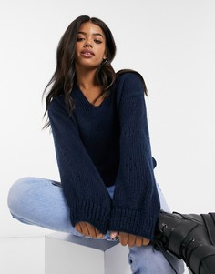 Темно-синий джемпер с V-образным вырезом и узором на рукавах ASOS DESIGN