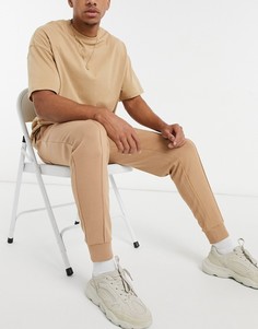 Бежевые зауженные джоггеры с прошитой стрелкой ASOS DESIGN-Бежевый