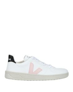Низкие кеды и кроссовки Veja