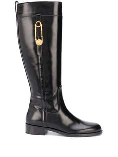 Versace сапоги с декором Safety Pin