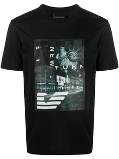 Emporio Armani футболка с графичным принтом и круглым вырезом