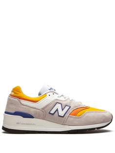 New Balance кроссовки с контрастными вставками