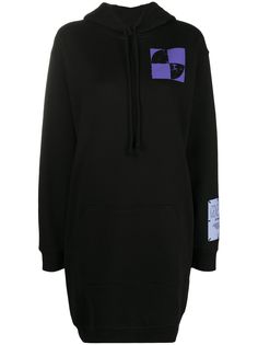 McQ Swallow короткое платье-худи с надписью