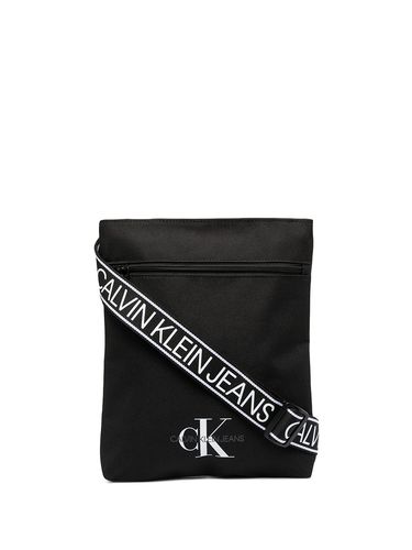 Сумка мужская calvin klein скидка. Смотреть фото Сумка мужская calvin klein скидка. Смотреть картинку Сумка мужская calvin klein скидка. Картинка про Сумка мужская calvin klein скидка. Фото Сумка мужская calvin klein скидка