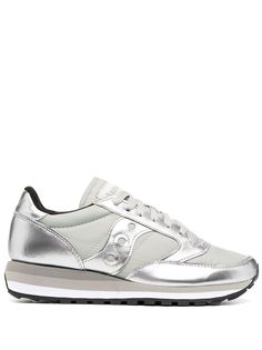 Saucony кроссовки Jazz Triple на массивной подошве