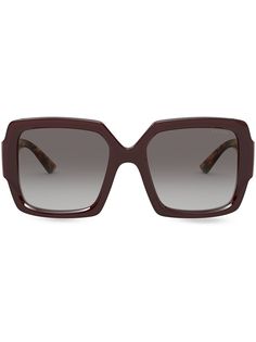 Prada Eyewear солнцезащитные очки в массивной оправе черепаховой расцветки