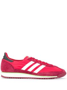adidas кроссовки с контрастными полосками