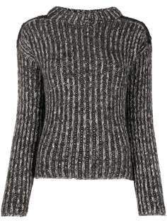 D.Exterior button-shoulder jumper