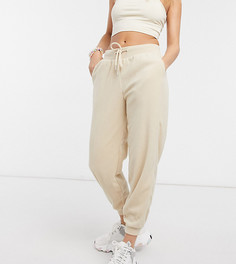 Кремовые флисовые джоггеры с завязкой ASOS DESIGN Petite-Кремовый