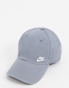 Серая кепка с логотипом Nike-Зеленый
