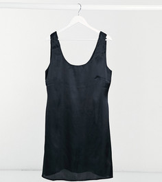 Черное атласное платье-комбинация мини с глубоким вырезом ASOS DESIGN Curve-Черный