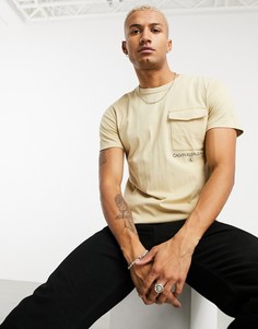 Бежевая футболка с карманом и логотипом в стиле милитари Calvin Klein Jeans-Бежевый