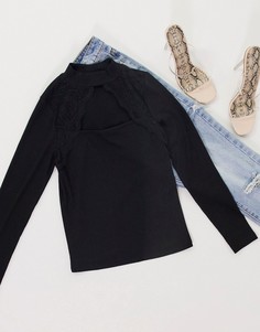 Черный топ в рубчик с кружевным вырезом и высоким воротом Vero Moda