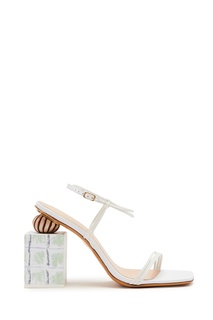 Белые босоножки на фигурном каблуке Elme Jacquemus