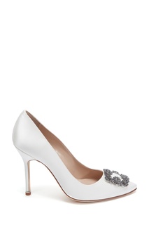 Сатиновые туфли цвета слоновой кости Hangisi Satin 105 Manolo Blahnik