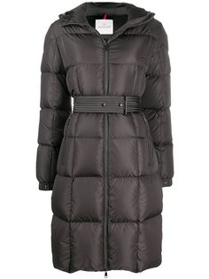 Moncler пуховик с капюшоном и поясом