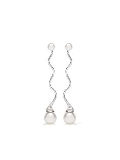 Yoko London серьги Sleek Akoya из белого золота с жемчугом и бриллиантами
