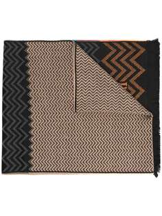 M Missoni шарф с узором шеврон