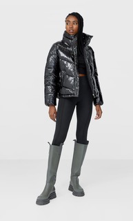 Stradivarius Пуховик Из Винила Женская Коллекция Черный S