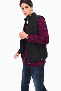 Утепленный жилет мужской Mustang 1009813-4142 черный XL INT