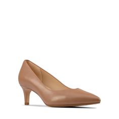 Туфли женские Clarks Laina55 Court2 26154826 бежевые 40 EU