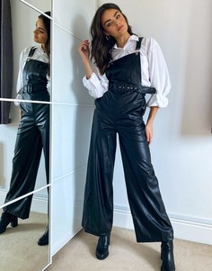 Черный комбинезон из искусственной кожи с широкими штанинами ASOS DESIGN