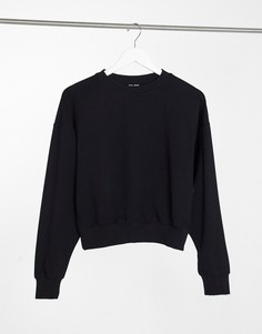 Черный укороченный супермягкий свитшот с рукавами «летучая мышь» ASOS DESIGN