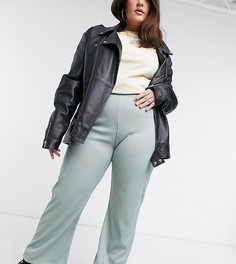 Эксклюзивные брюки клеш с фактурой в рубчик шалфейно-зеленого цвета COLLUSION большого размера-Зеленый